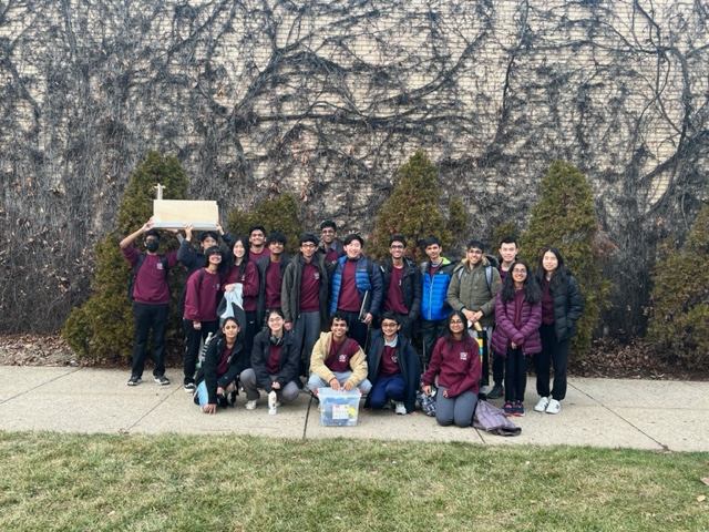 The JPS Science Olympiad Team stand together after competing in the Scioly Regionals.